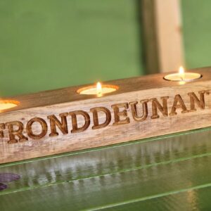 Candle holder