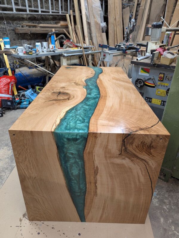 Oak river water fall Desk - Image 4