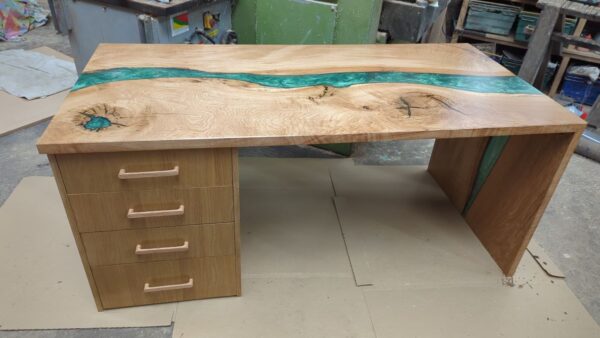 Oak river water fall Desk - Image 2